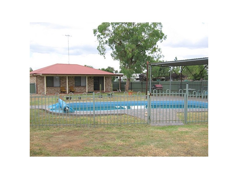 23 Kelly Road, Parkes NSW 2870