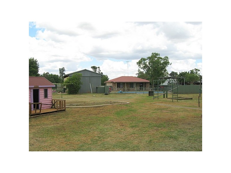23 Kelly Road, Parkes NSW 2870