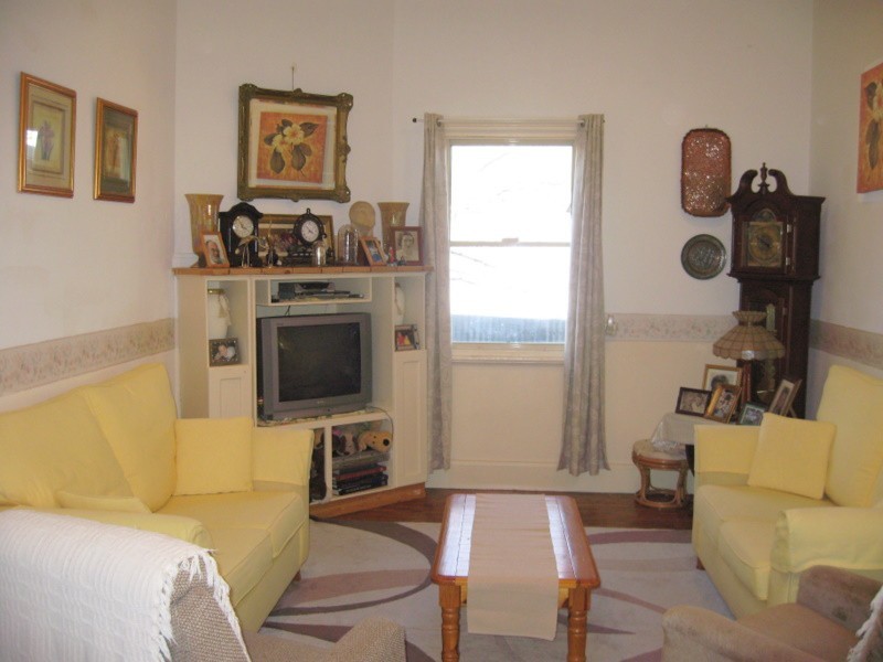 64 High Street, Parkes NSW 2870