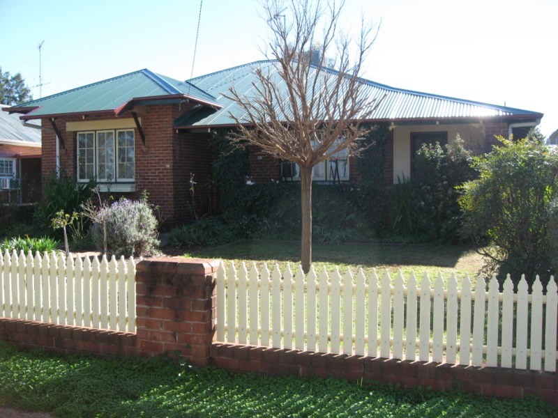 46 Mitchell Street, Parkes NSW 2870