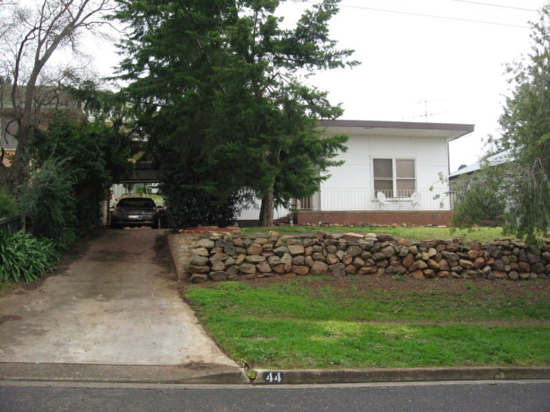 44 Reid Street, Parkes NSW 2870