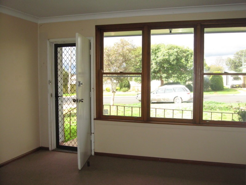 6 Fisher Street, Parkes NSW 2870