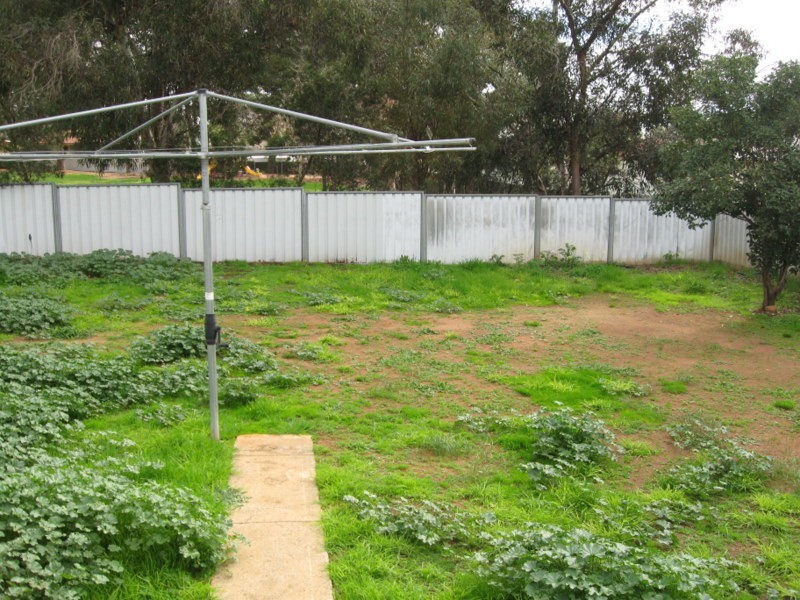 6 Fisher Street, Parkes NSW 2870