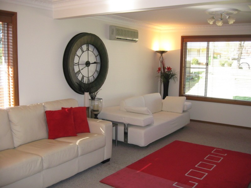 8  Dalley Street, Parkes NSW 2870