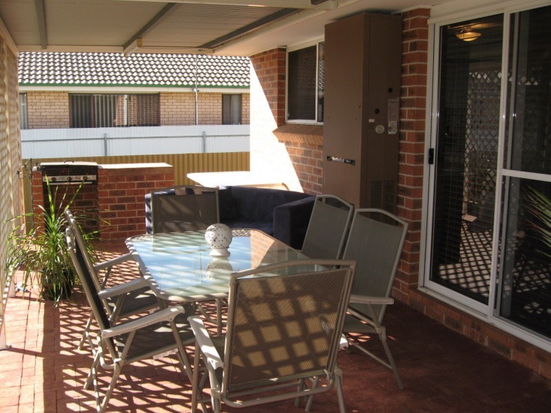 8  Dalley Street, Parkes NSW 2870
