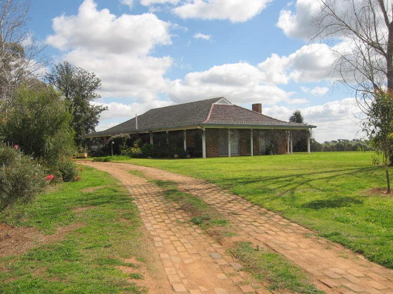 ‘Linden’ Bogan Road, Parkes NSW 2870
