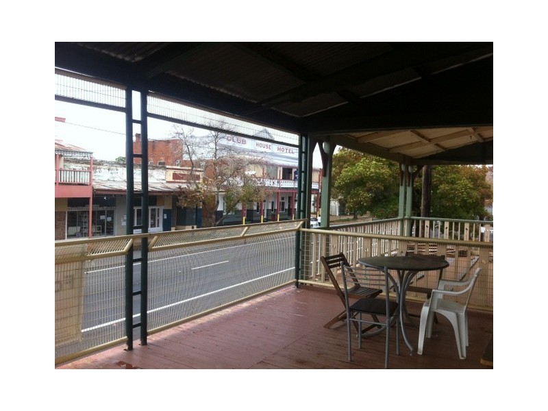 84 Caswell Street, Peak Hill NSW 2869