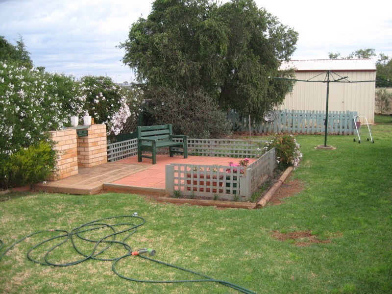 38 Middleton Street, Parkes NSW 2870