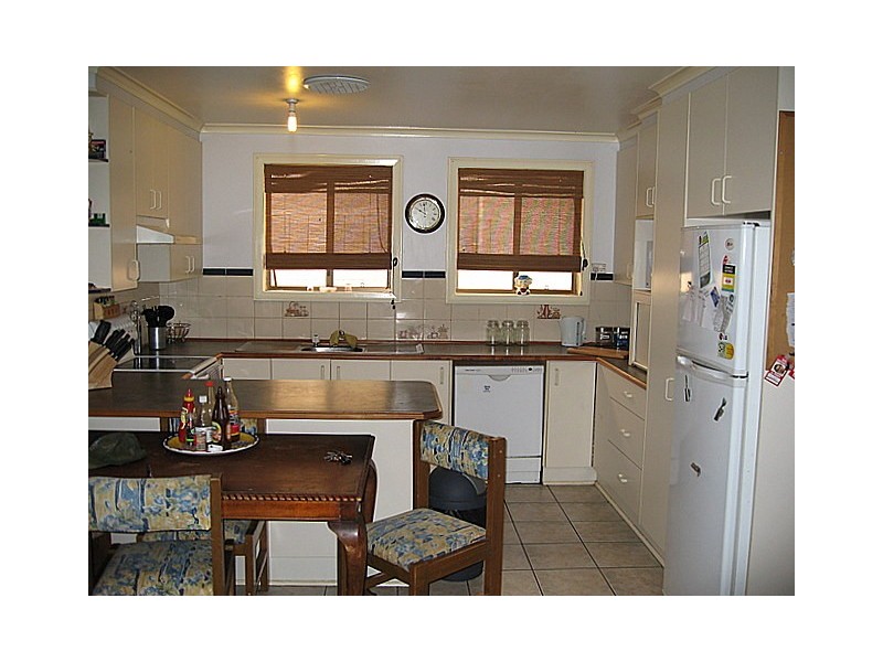 20 Derribong Street, Peak Hill NSW 2869