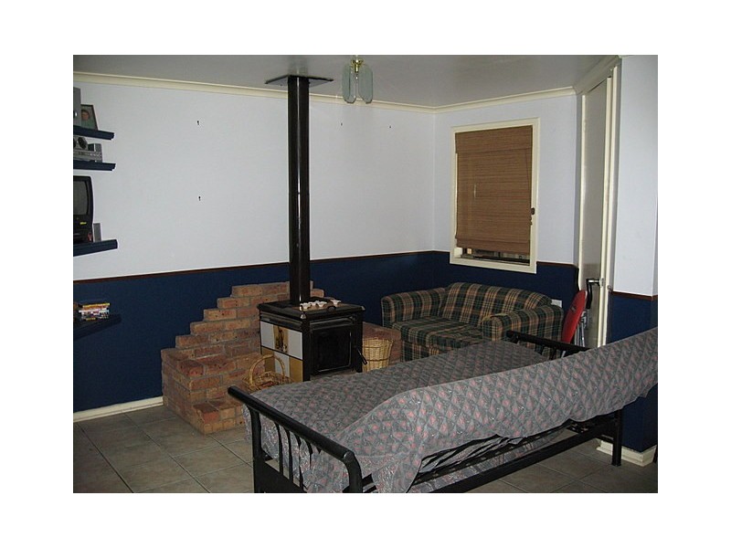 20 Derribong Street, Peak Hill NSW 2869