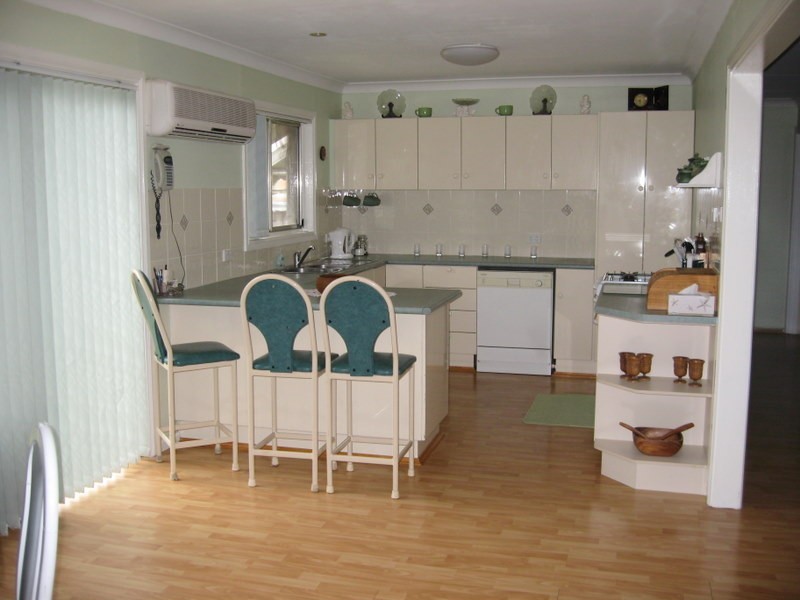 6 Medlyn Street, Parkes NSW 2870