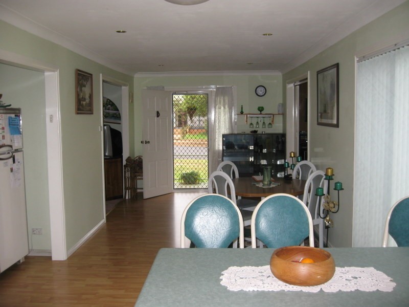 6 Medlyn Street, Parkes NSW 2870