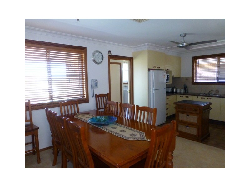 19 Want Street, Parkes NSW 2870