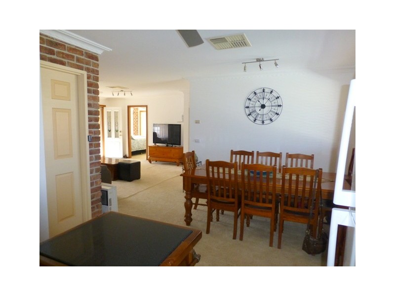 19 Want Street, Parkes NSW 2870