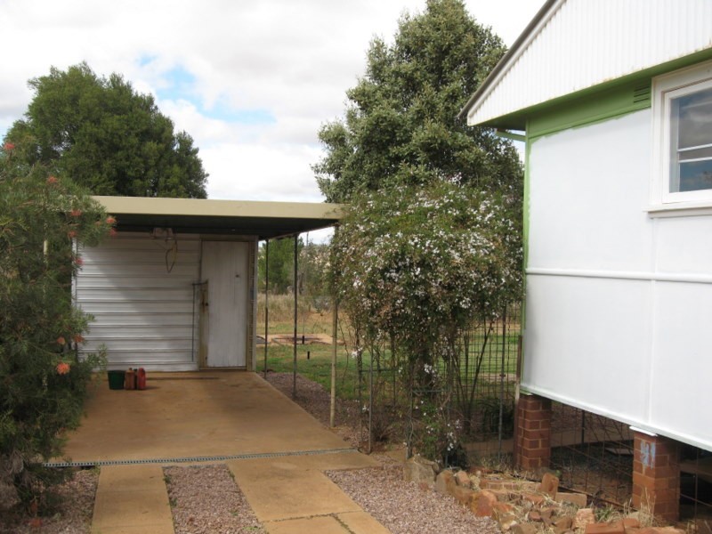 72 Lachlan Street, Bogan Gate NSW 2876