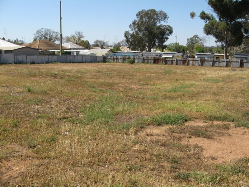 65 Victoria Street, Parkes NSW 2870