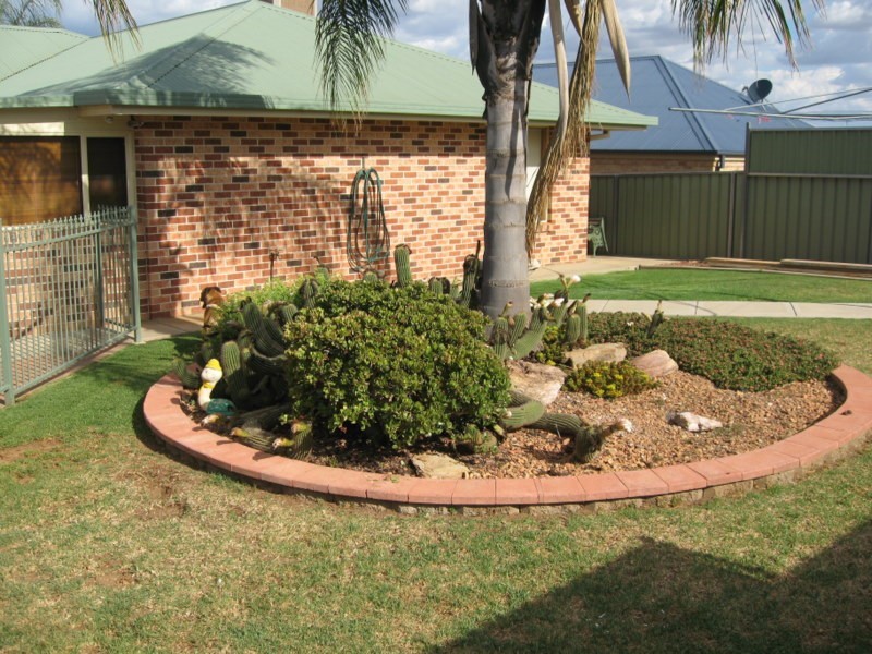 34 Fisher Street, Parkes NSW 2870