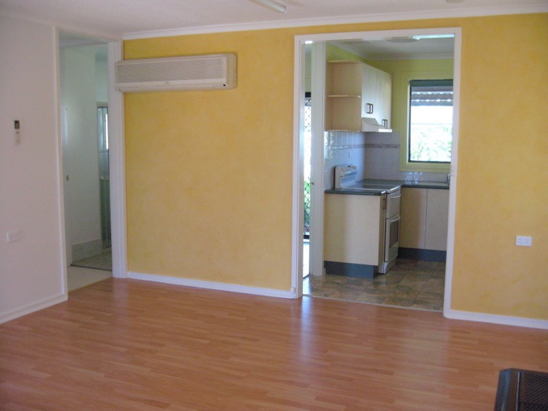 17 Best Street, Parkes NSW 2870
