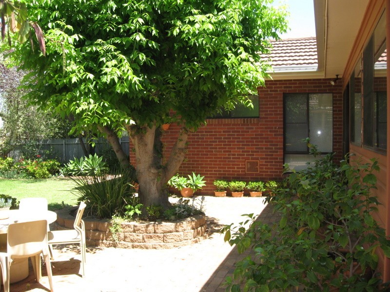 45 Dalton Street, Parkes NSW 2870