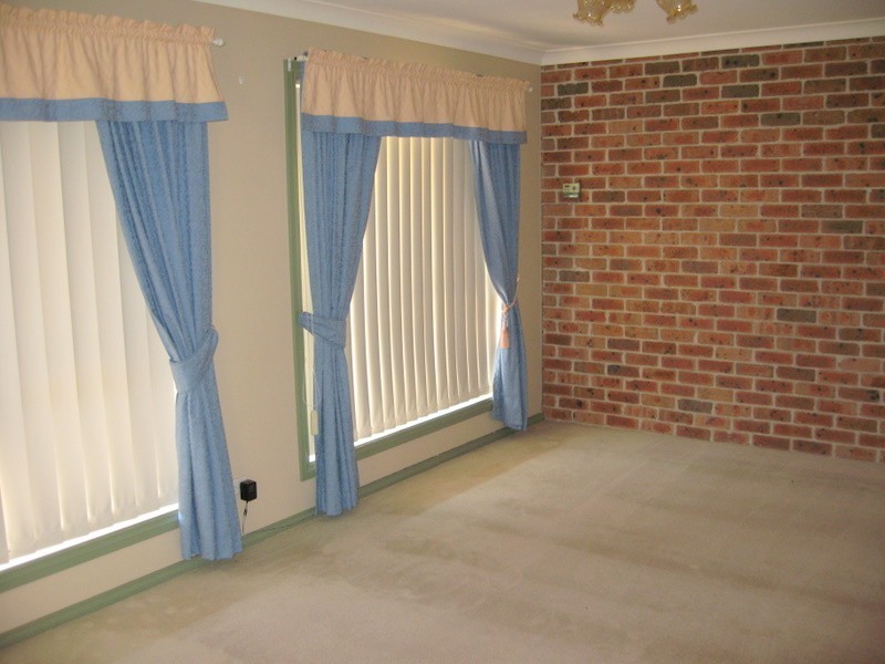 28 Fisher Street, Parkes NSW 2870