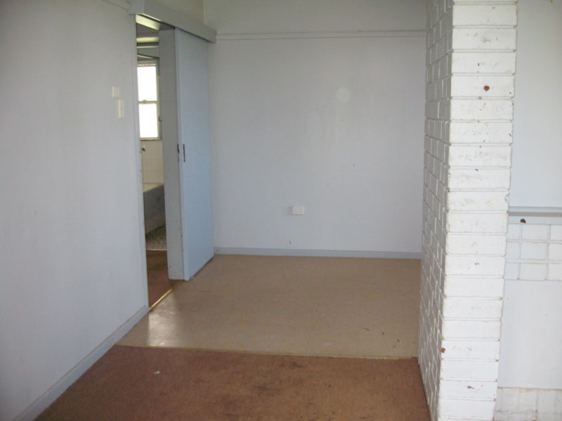 18 Alexandra Street, Parkes NSW 2870