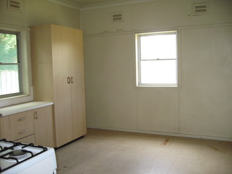 3  Kendall Street, Parkes NSW 2870