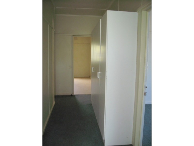 3  Kendall Street, Parkes NSW 2870