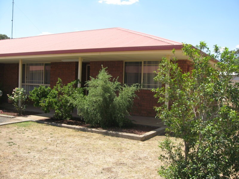 2/16-18 Ebelina Crescent, Parkes NSW 2870