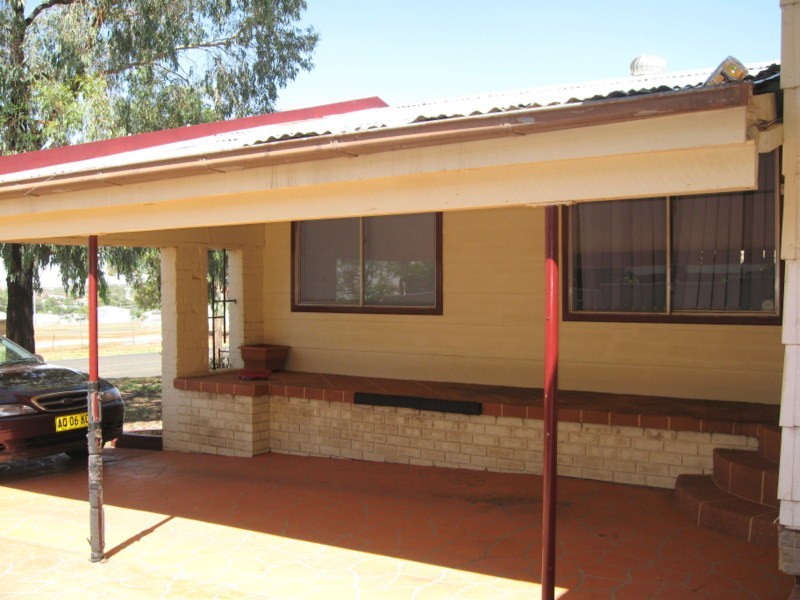 112 Mitchell Street, Parkes NSW 2870