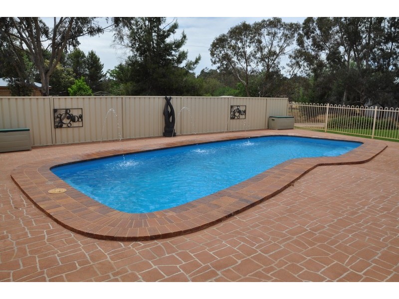 227 Nash Street, Parkes NSW 2870