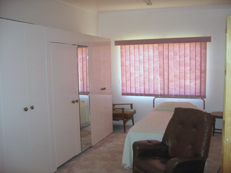 5 Glover Street, Parkes NSW 2870
