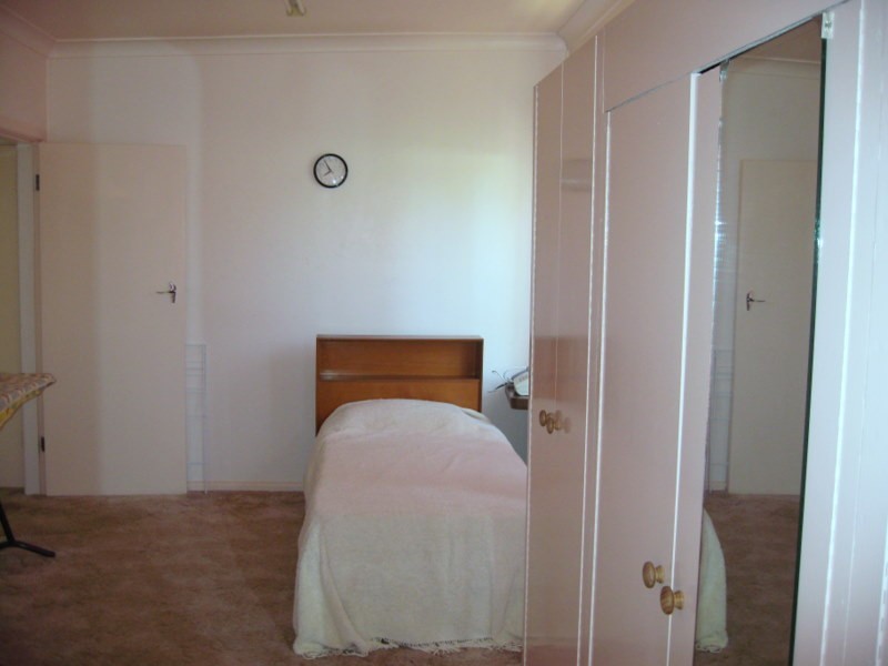 5 Glover Street, Parkes NSW 2870