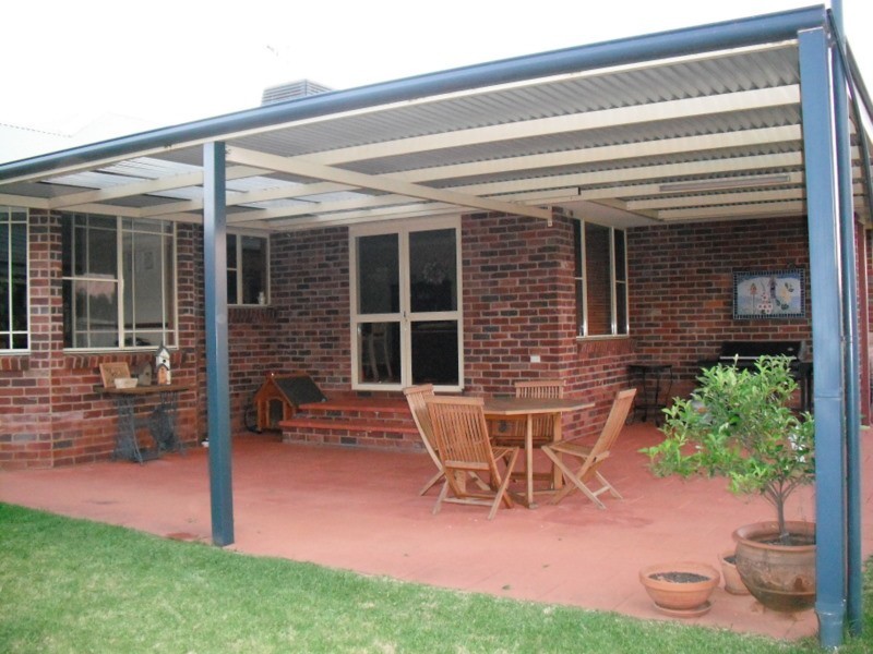 20 Coronation Avenue, Parkes NSW 2870