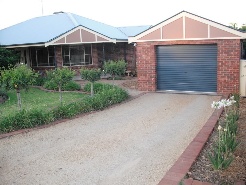 20 Coronation Avenue, Parkes NSW 2870