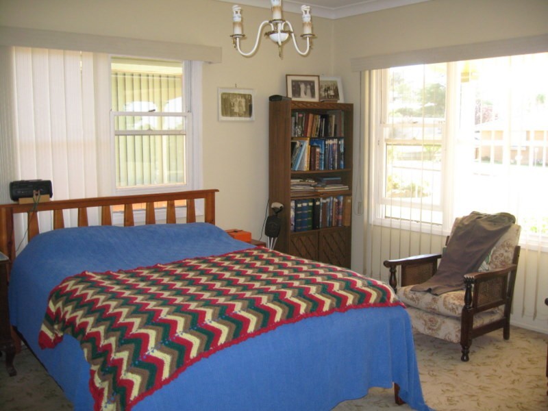 17 Carrington Street, Parkes NSW 2870