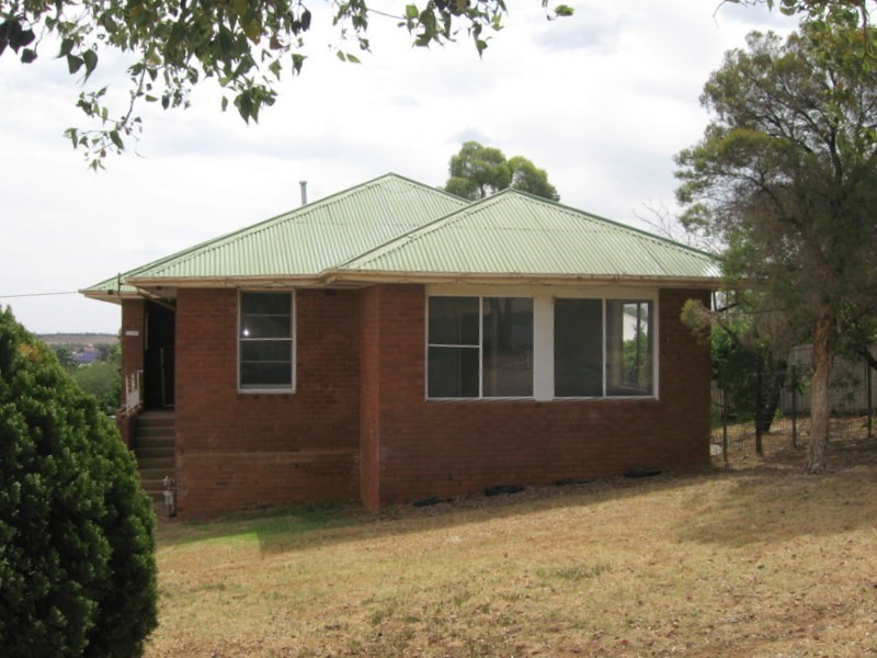 20 Alexandra Street, Parkes NSW 2870