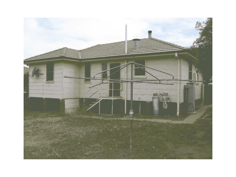 32 Medlyn Street, Parkes NSW 2870