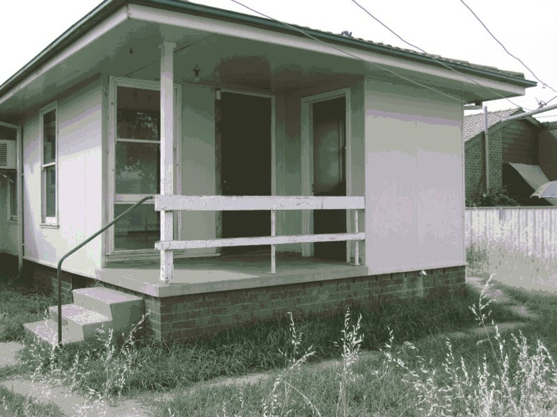 11 Blaxland Street, Parkes NSW 2870