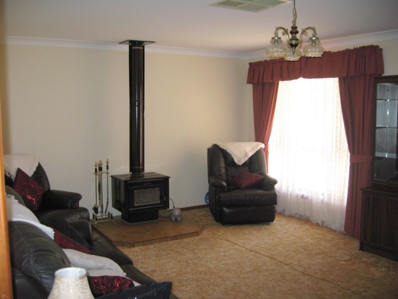 21 Kelly Road, Parkes NSW 2870