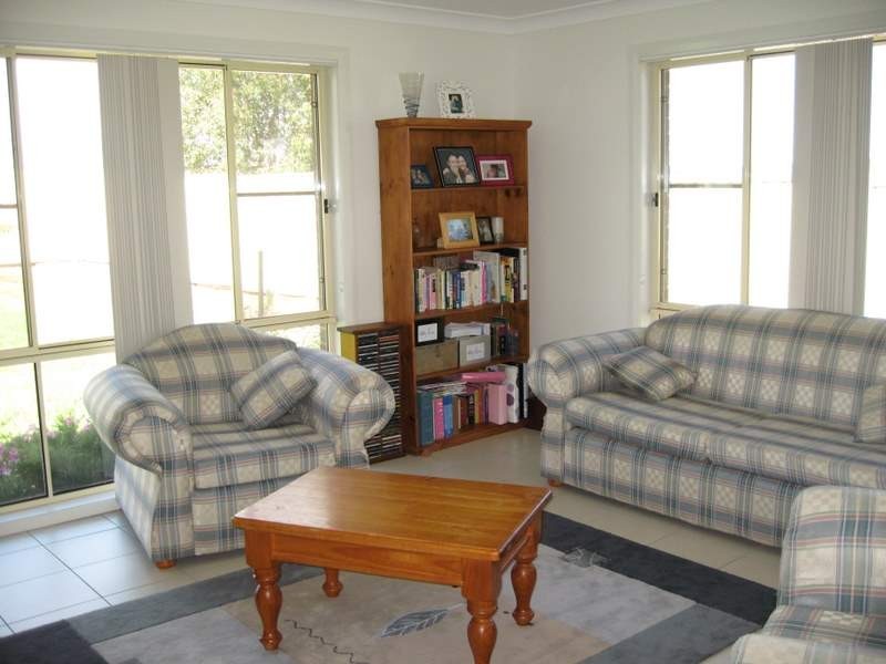 13 Noonan Street, Parkes NSW 2870