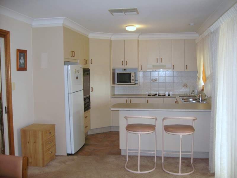 17 Ebelina Crescent, Parkes NSW 2870