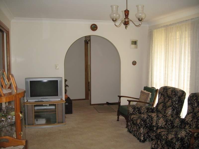 17 Ebelina Crescent, Parkes NSW 2870