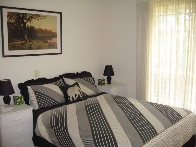 17 Ebelina Crescent, Parkes NSW 2870