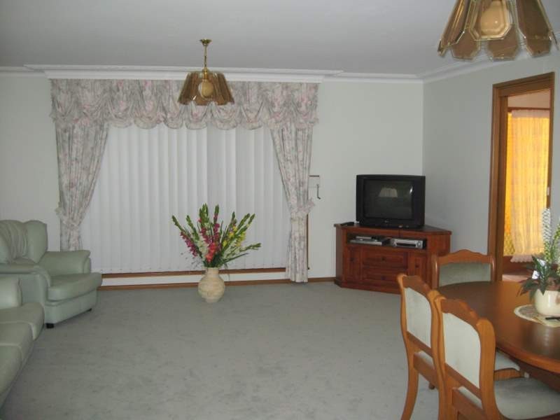 43 Hill Street, Parkes NSW 2870
