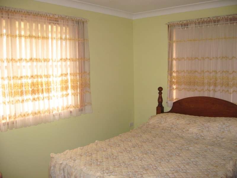 14 Barton Street, Parkes NSW 2870