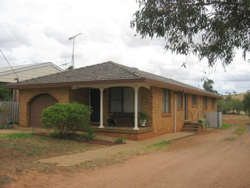 14 Barton Street, Parkes NSW 2870