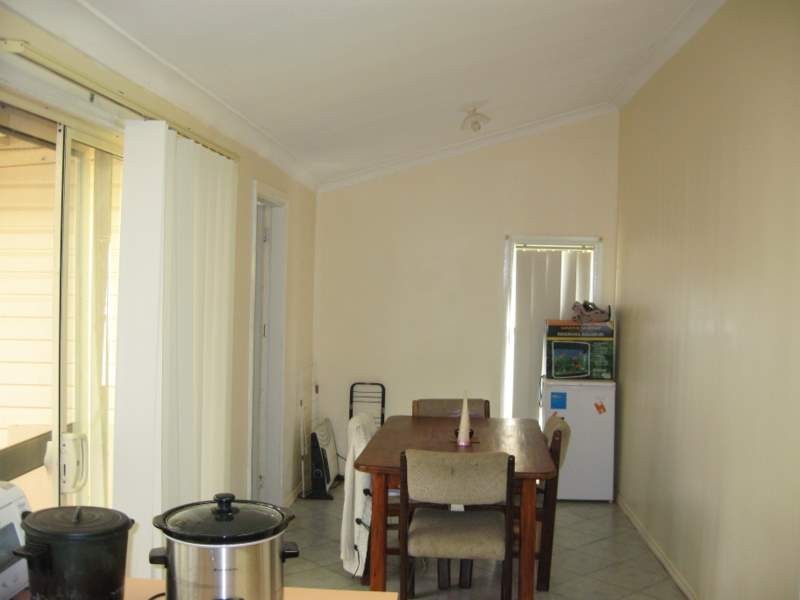 2 Koala Street, Parkes NSW 2870