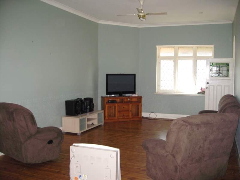 56 Orange Street, Parkes NSW 2870