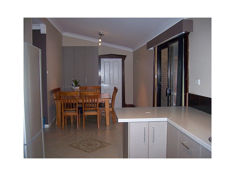 34 Gap Street, Parkes NSW 2870