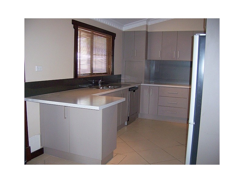 34 Gap Street, Parkes NSW 2870